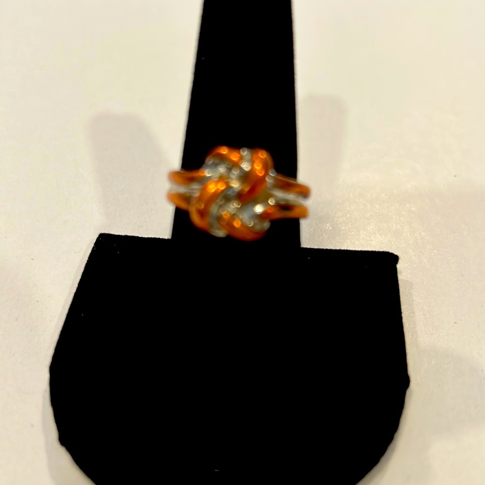 Sailor’s knot copper & silver colored ring. Size 8
